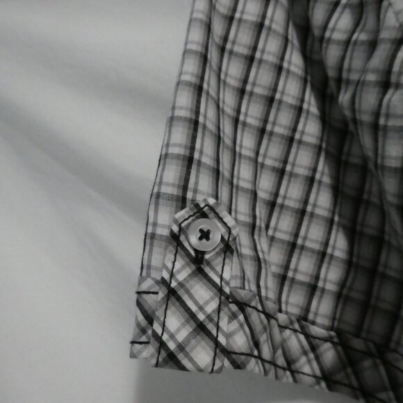 MICHAEL BRANDON | medium | Checkered Casual Button-Up Short Sleeve Shirt - Picture 16 of 16